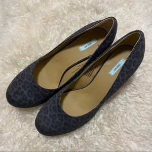 Kimchi Blue leopard heels